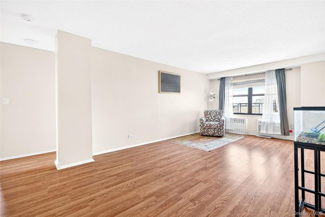 1966 Newbold Avenue 1109, Bronx, NY 10472