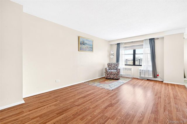 1966 Newbold Avenue 1109, Bronx, NY 10472