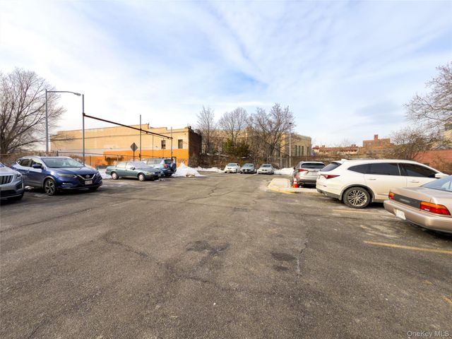 1966 Newbold Avenue 1109, Bronx, NY 10472