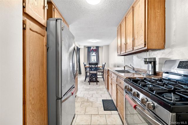 1966 Newbold Avenue 1109, Bronx, NY 10472