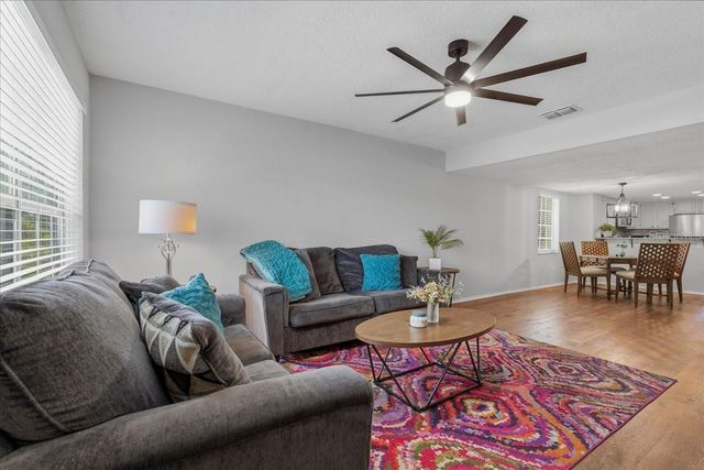 2120 FLETCHERS POINT CIRCLE, Tampa, FL 33613