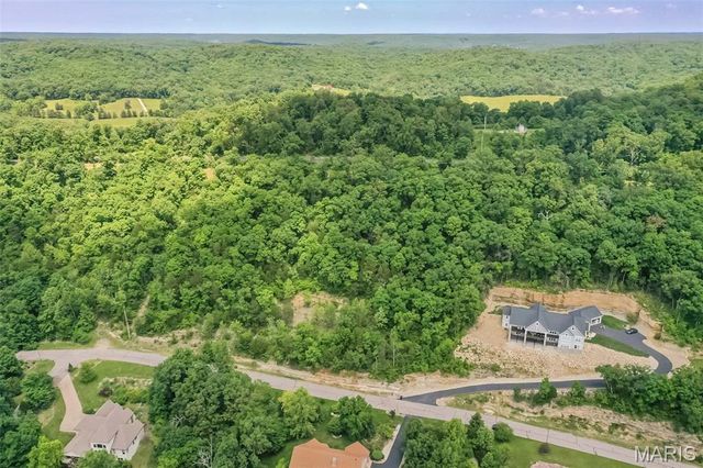 4495 Kingfisher Court, Augusta, MO 63332