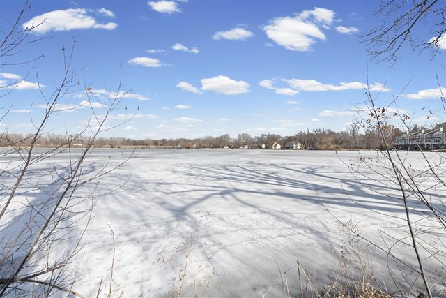 5955 Alan Drive 61, Brighton, MI 48116