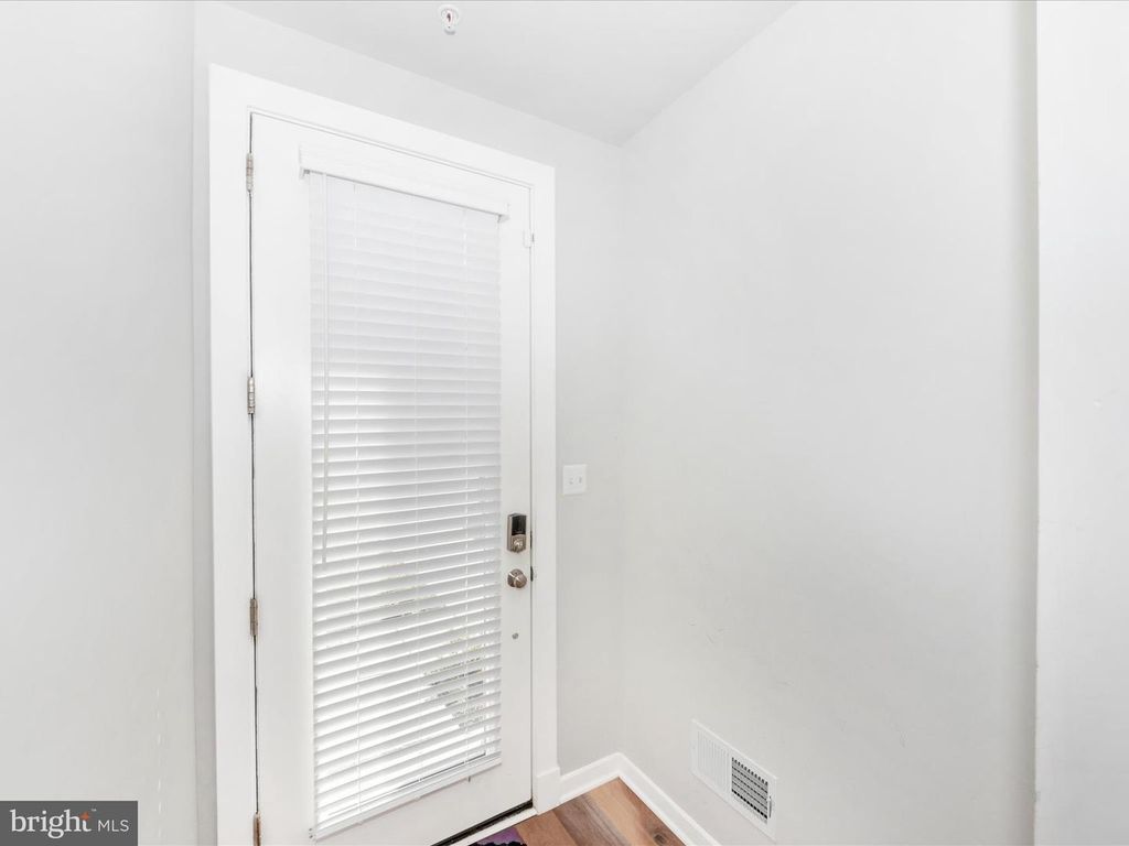 605 GLEN LAKE DR, Bowie, MD 20716