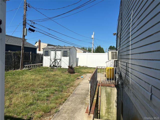 4 Rosemary Drive, Massapequa, NY 11758