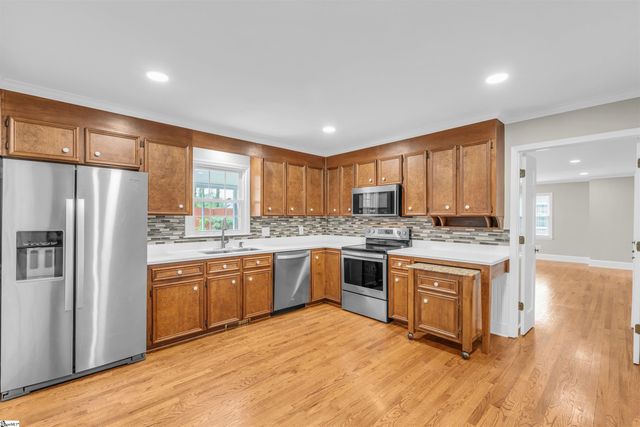 103 Devenger Place, Greer, SC 29650
