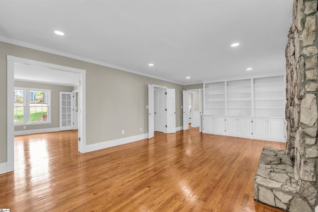 103 Devenger Place, Greer, SC 29650