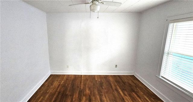 4285 E 61st Street, Kansas City, MO 64130