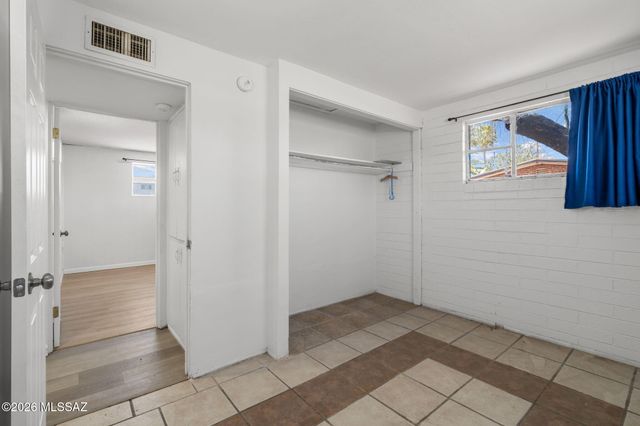 4657 E 29th Street, Tucson, AZ 85711