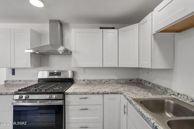 4657 E 29th Street, Tucson, AZ 85711