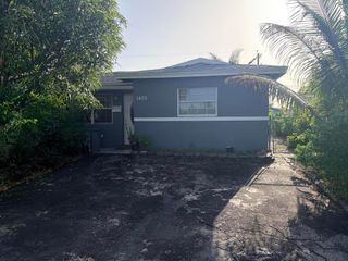 1405 NW 58TH Avenue, Lauderhill, FL 33313
