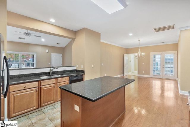 27 Hillsborough Drive, Anderson, SC 29621