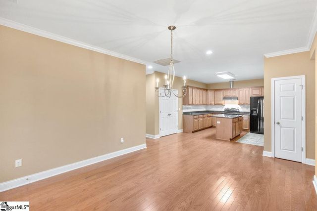 27 Hillsborough Drive, Anderson, SC 29621