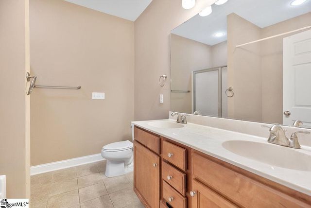 27 Hillsborough Drive, Anderson, SC 29621