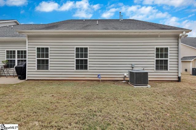 27 Hillsborough Drive, Anderson, SC 29621