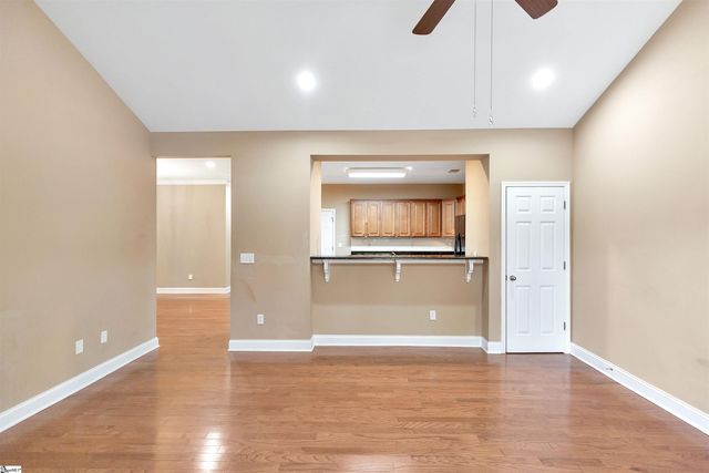 27 Hillsborough Drive, Anderson, SC 29621