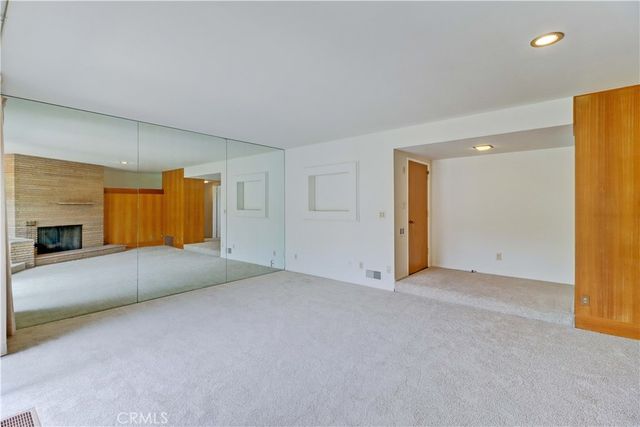 2175 Queensberry Road, Pasadena, CA 91104