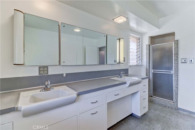 2175 Queensberry Road, Pasadena, CA 91104