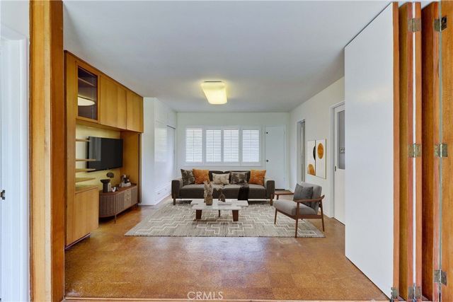 2175 Queensberry Road, Pasadena, CA 91104