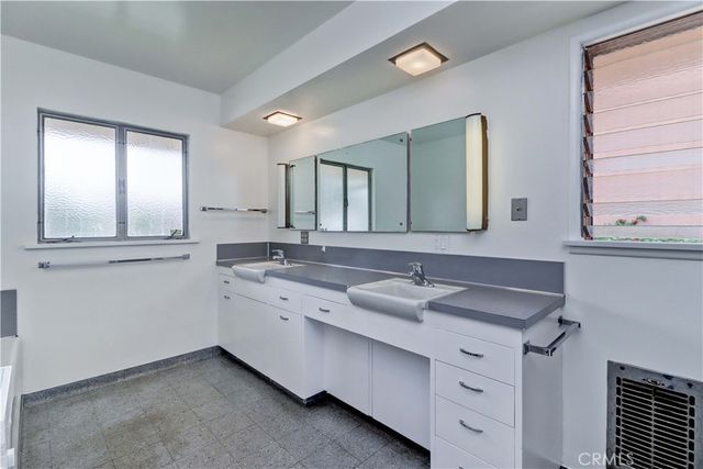 2175 Queensberry Road, Pasadena, CA 91104