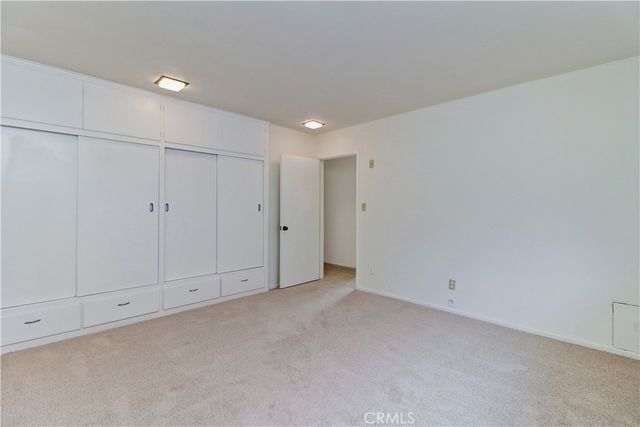 2175 Queensberry Road, Pasadena, CA 91104