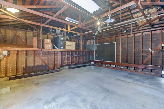 2175 Queensberry Road, Pasadena, CA 91104