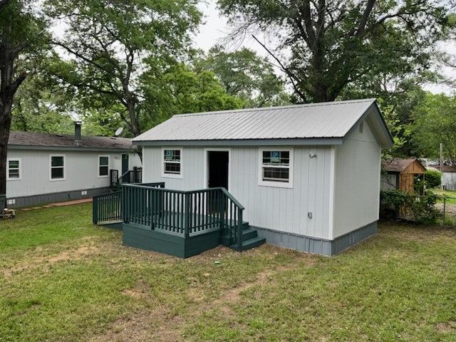 134 Grissom Drive, Gun Barrel City, TX 75156