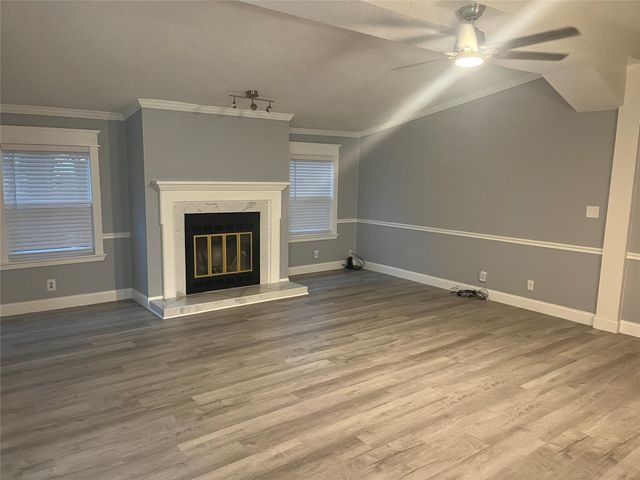 134 Grissom Drive, Gun Barrel City, TX 75156