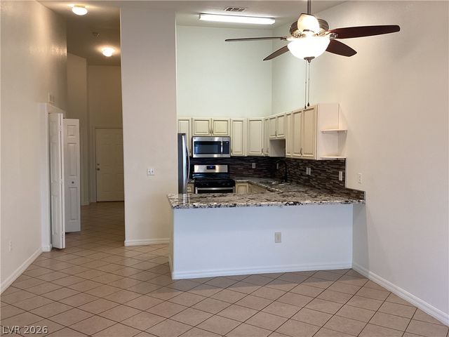 855 North Stephanie Street 813, Henderson, NV 89014