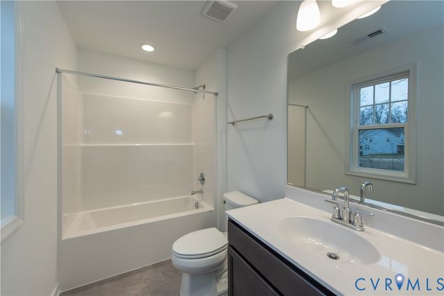 8447 Villetta Pointe Ln, Mechanicsville, VA 23116