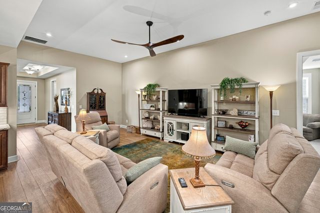 442 Huron Lane, Hoschton, GA 30548