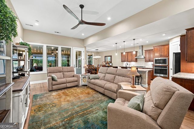 442 Huron Lane, Hoschton, GA 30548