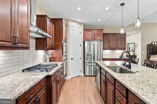 442 Huron Lane, Hoschton, GA 30548