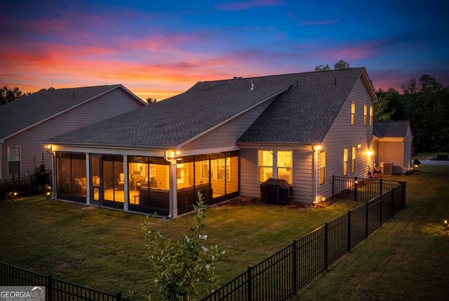 442 Huron Lane, Hoschton, GA 30548