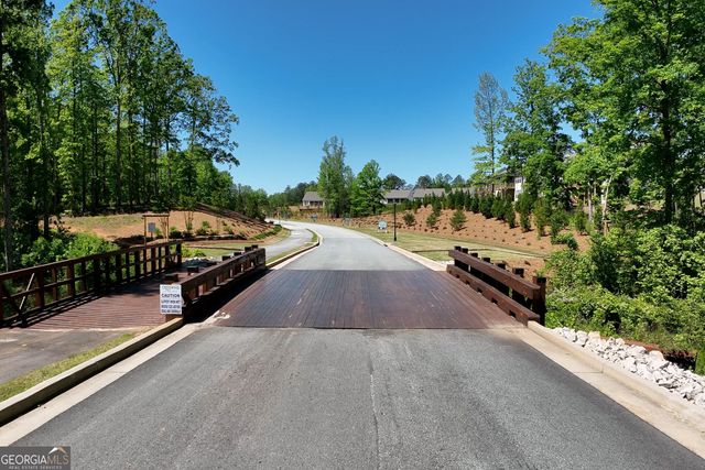442 Huron Lane, Hoschton, GA 30548