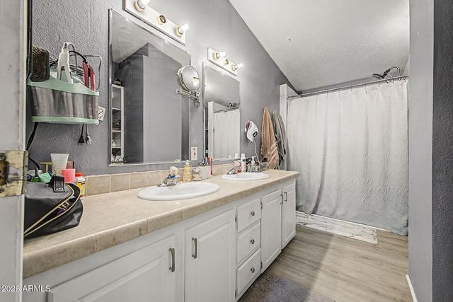 41300 N RABBIT BRUSH Trail, San Tan Valley, AZ 85140