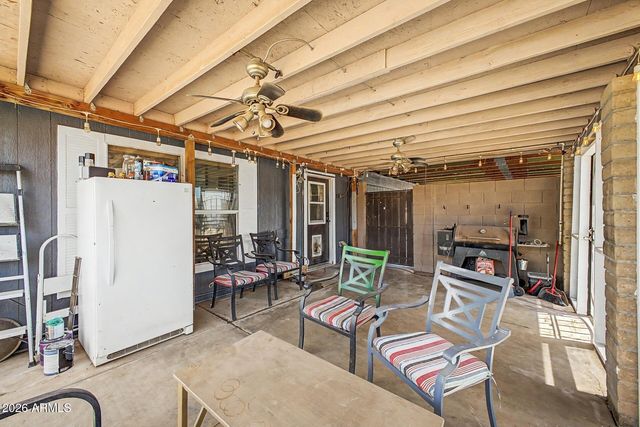 41300 N RABBIT BRUSH Trail, San Tan Valley, AZ 85140