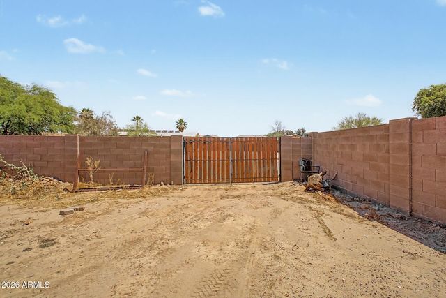 41300 N RABBIT BRUSH Trail, San Tan Valley, AZ 85140