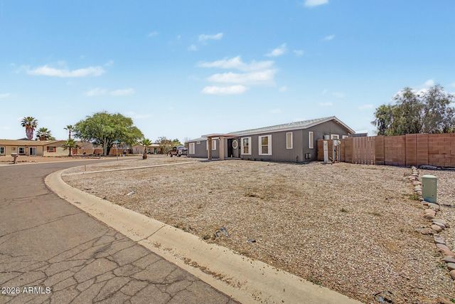 41300 N RABBIT BRUSH Trail, San Tan Valley, AZ 85140