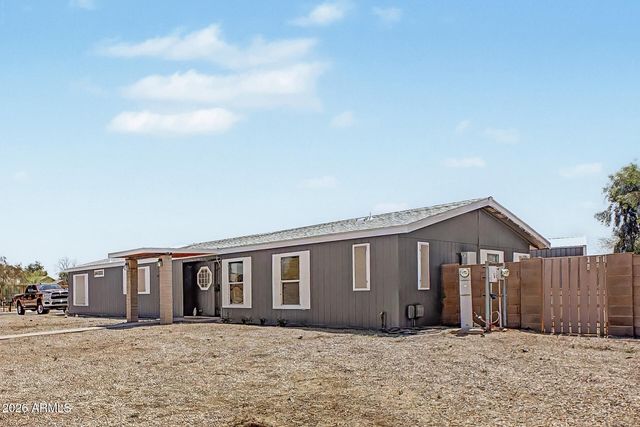 41300 N RABBIT BRUSH Trail, San Tan Valley, AZ 85140