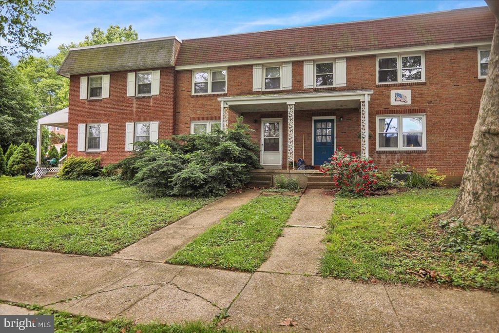 244 SYCAMORE RD, Reading, PA 19611