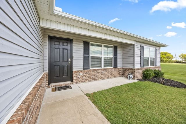 716 NW 71st Avenue, Bentonville, AR 72713
