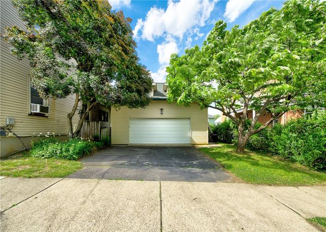 321 East Market Street, Bethlehem City, PA 18018