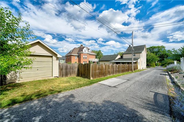 321 East Market Street, Bethlehem City, PA 18018