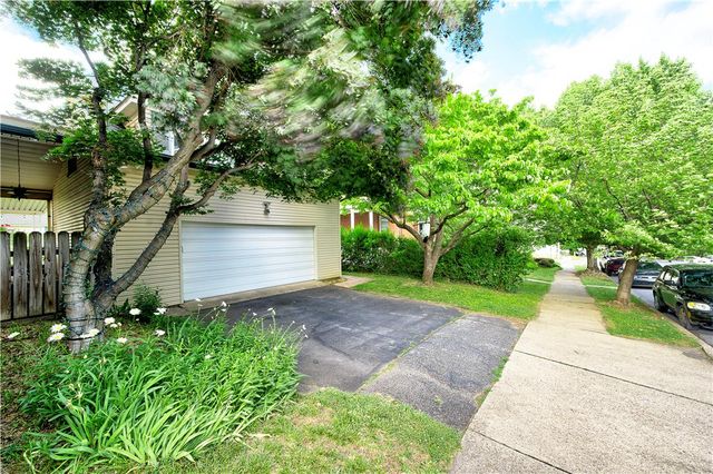 321 East Market Street, Bethlehem City, PA 18018