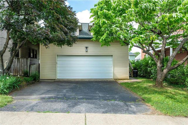 321 East Market Street, Bethlehem City, PA 18018