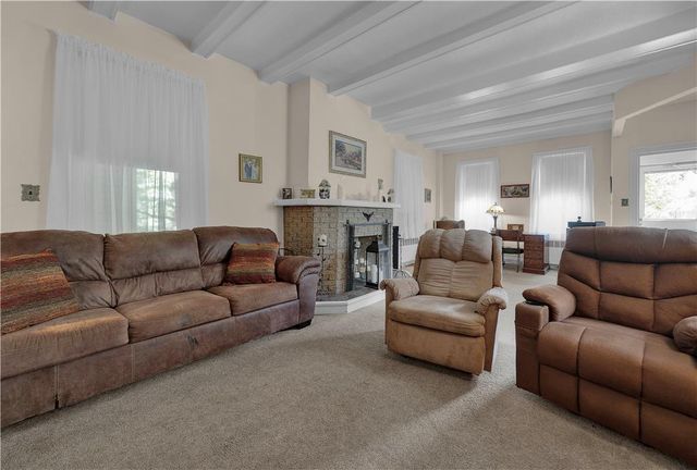 321 East Market Street, Bethlehem City, PA 18018