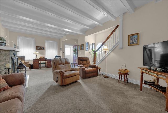 321 East Market Street, Bethlehem City, PA 18018