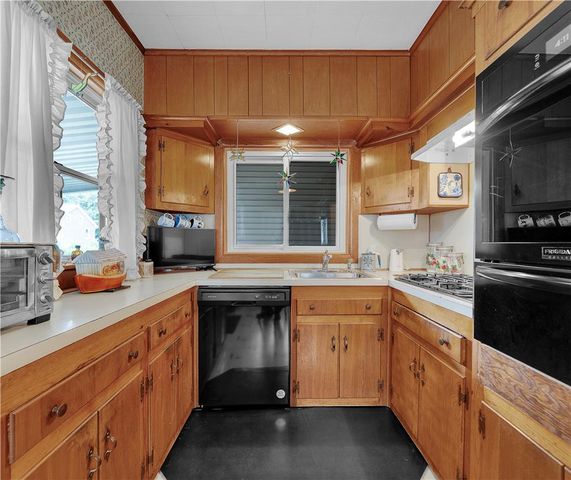 321 East Market Street, Bethlehem City, PA 18018