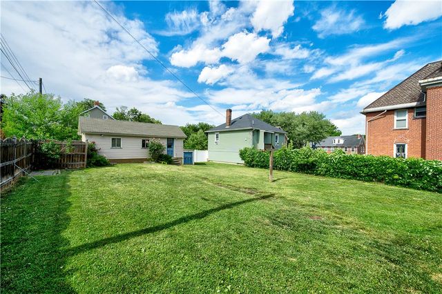 321 East Market Street, Bethlehem City, PA 18018